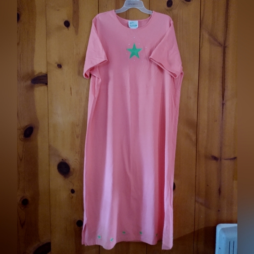 Quacker Factory Star Embroidery Knit Maxi Dress